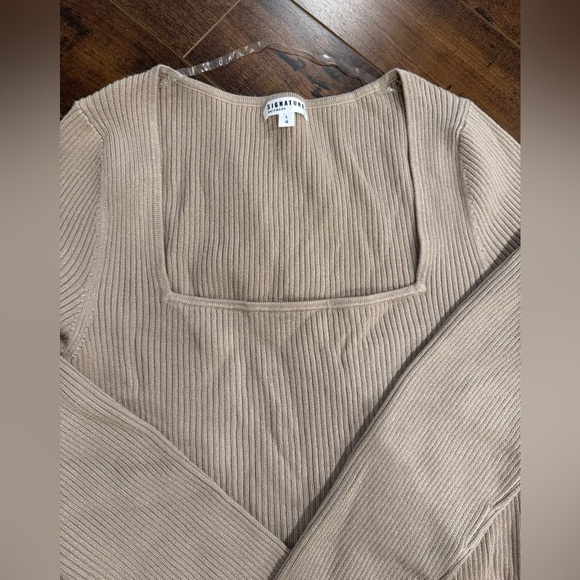 Beige Ribbed Crew Neck Sweater - Picture 3 of 3